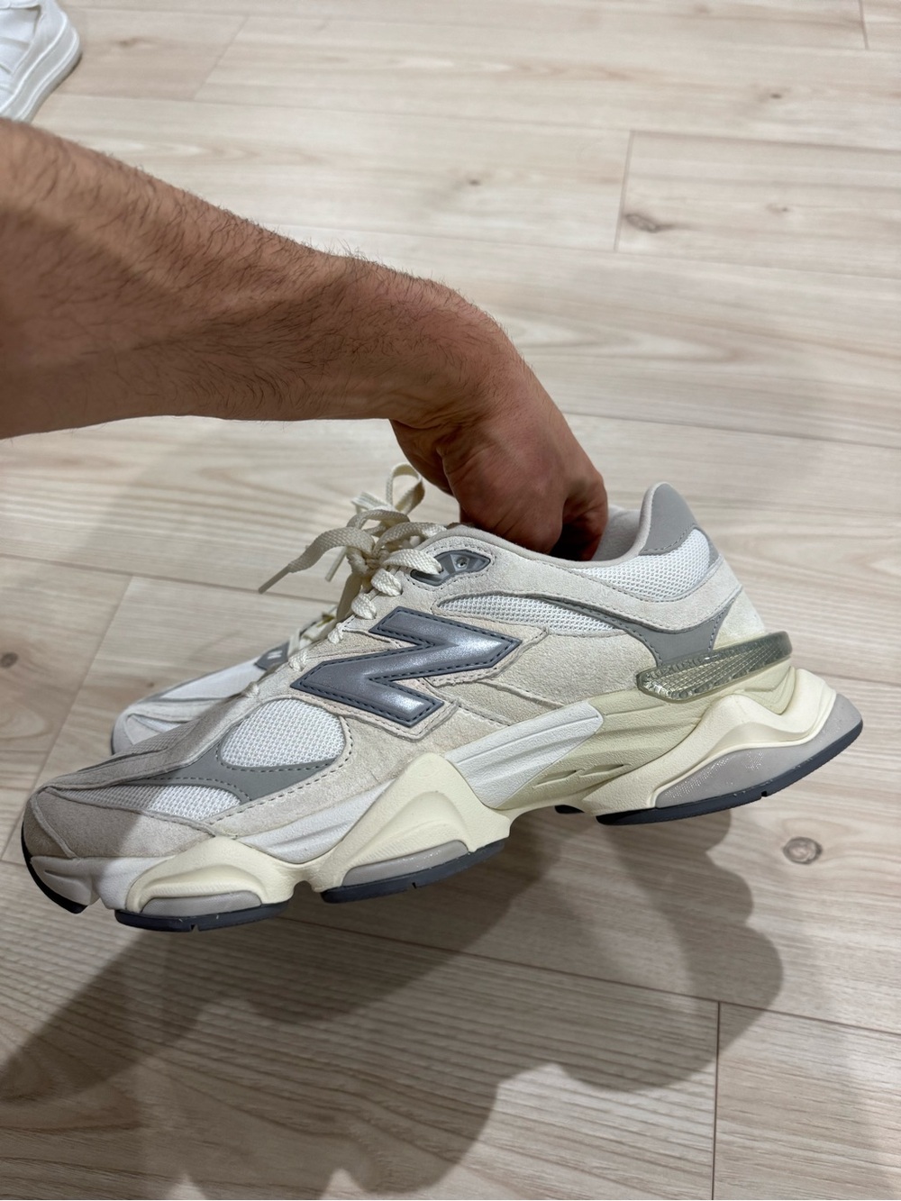 New balance 9060